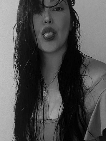 gitana_top